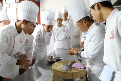 厨师培训+山东英才烹饪学院 (6).jpg 厨师培训+山东英才烹饪学院 (6).jpg